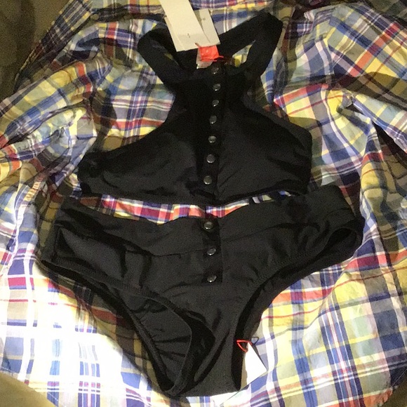 NEW Red Carter bikini... - Picture 3 of 7